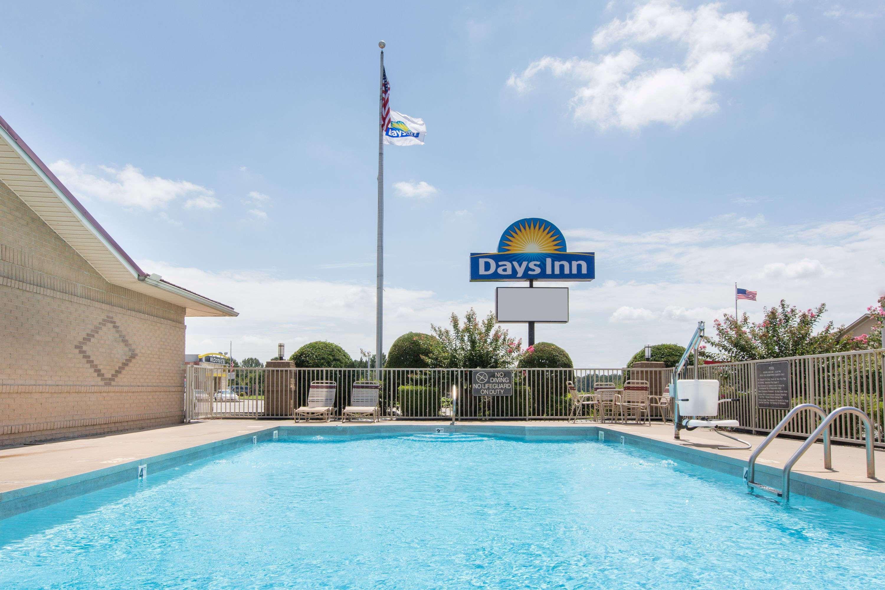 Days Inn By Wyndham Lonoke מראה חיצוני תמונה